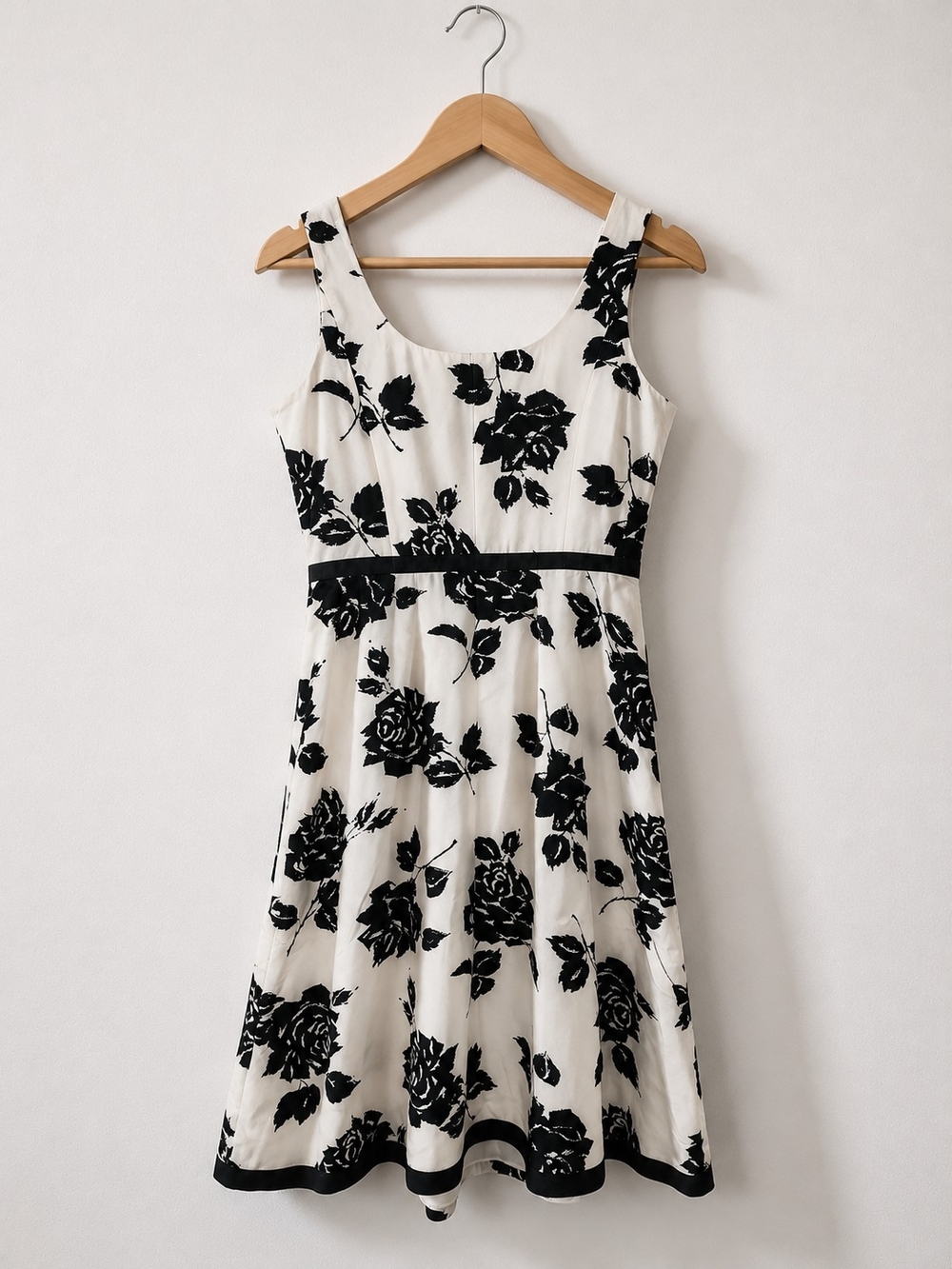 Ann Taylor White Dress with Black Floral Print - Picture 3 of 13